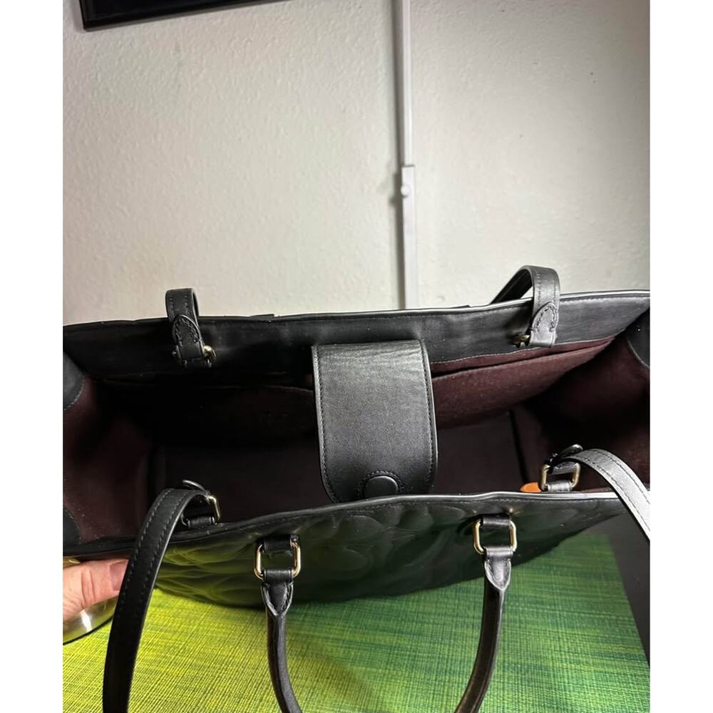 Coach Large Maggie Tote Bag in Signature Leather - Picture 8 of 10